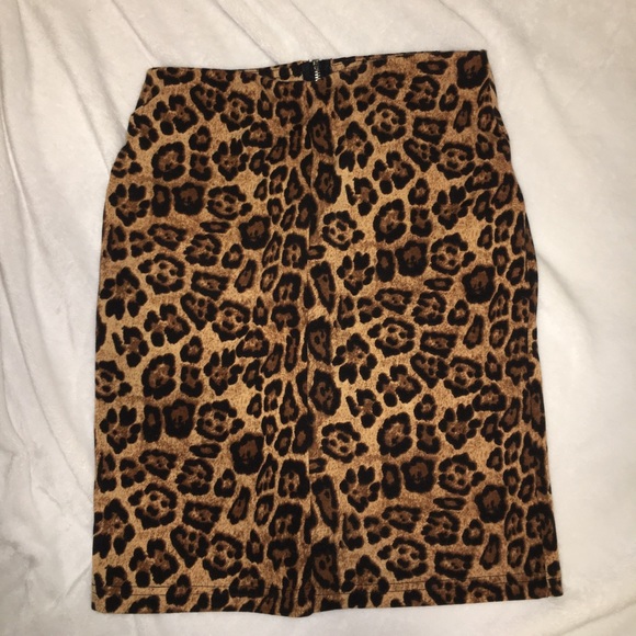 Cheetah print skirt - Picture 1 of 1